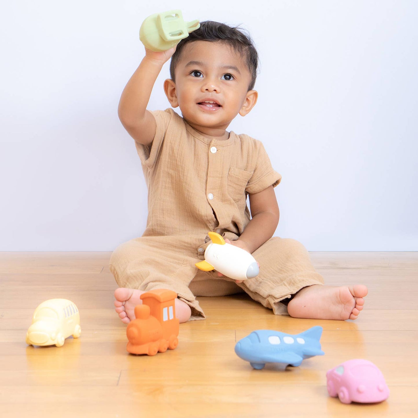 Plane, Rattle & Bath Toy natural rubber